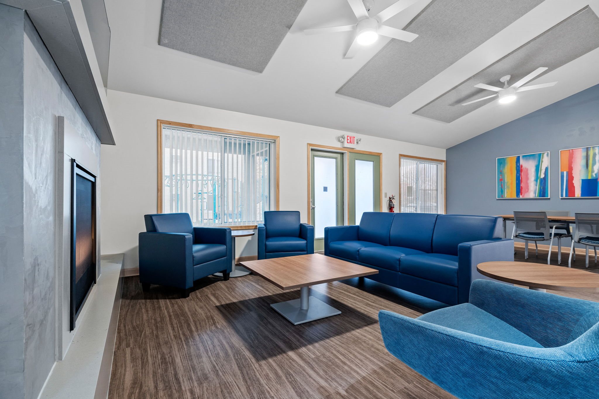 Lincoln Place Apartments in Mahtomedi, MN